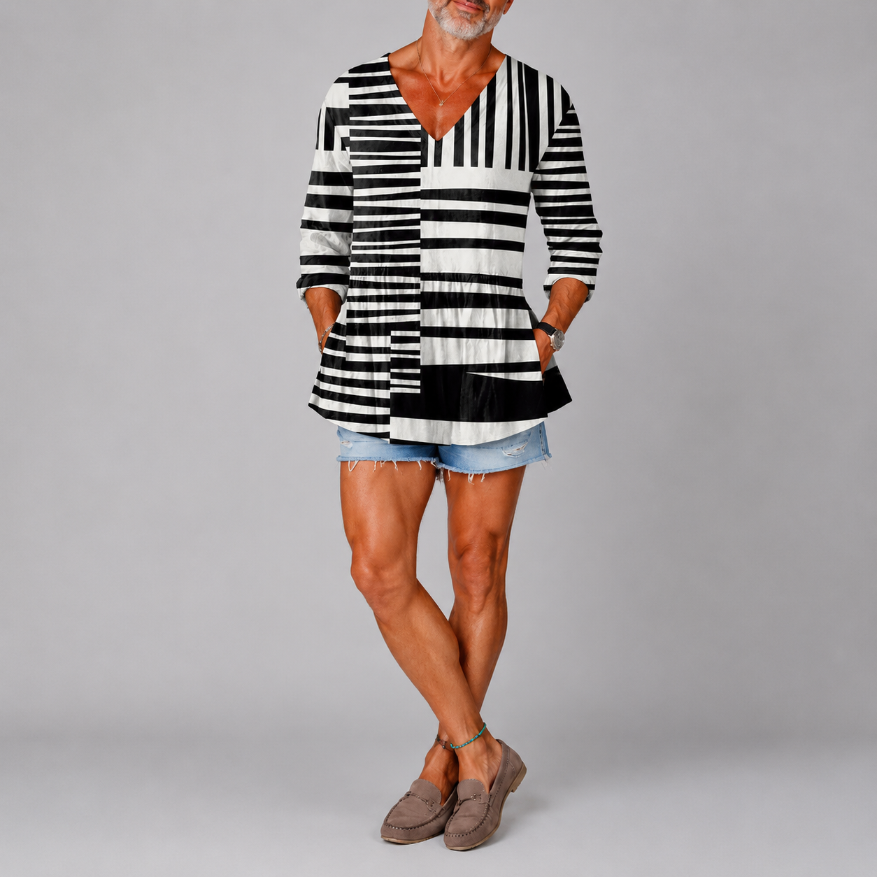Evelyn | Abstract Stripe V-Neck Shirt