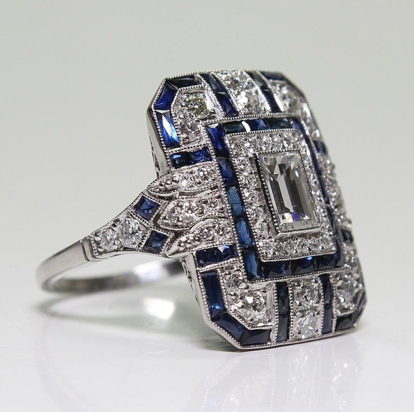 Vintage silver ring with blue zircon