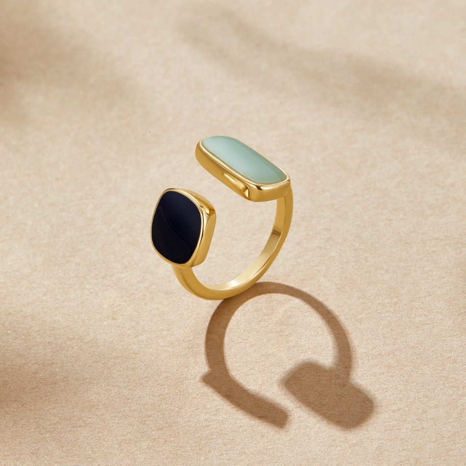 Wraparound Ring with Aquamarine